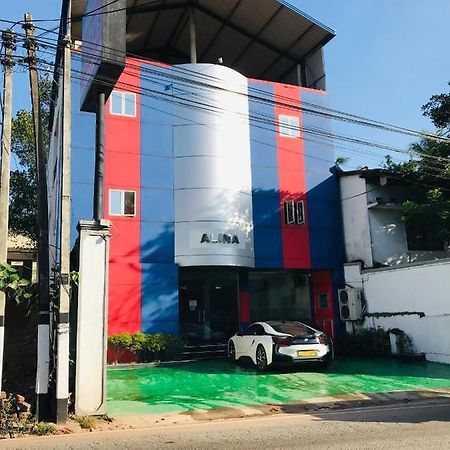 Alina Budget Hotel คาดูเวลา ภายนอก รูปภาพ