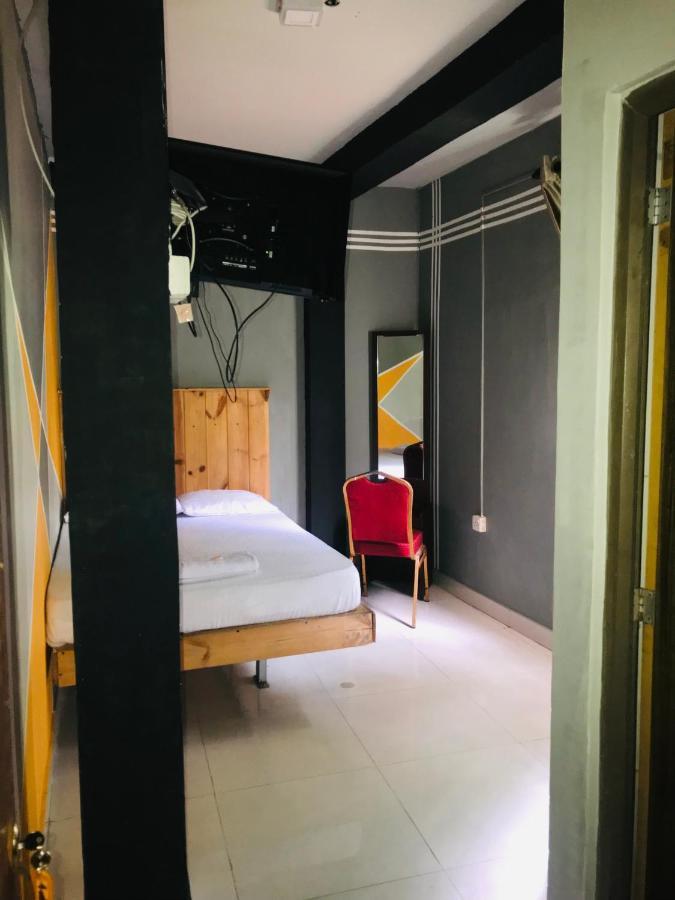 Alina Budget Hotel คาดูเวลา ภายนอก รูปภาพ